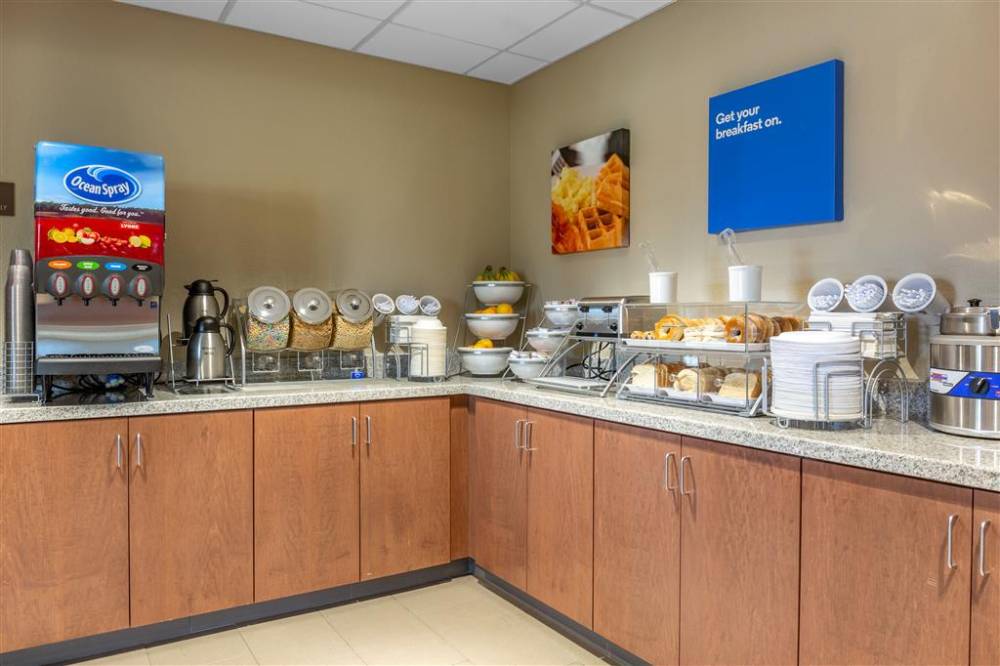 Comfort Inn & Suites Boise Airport 9