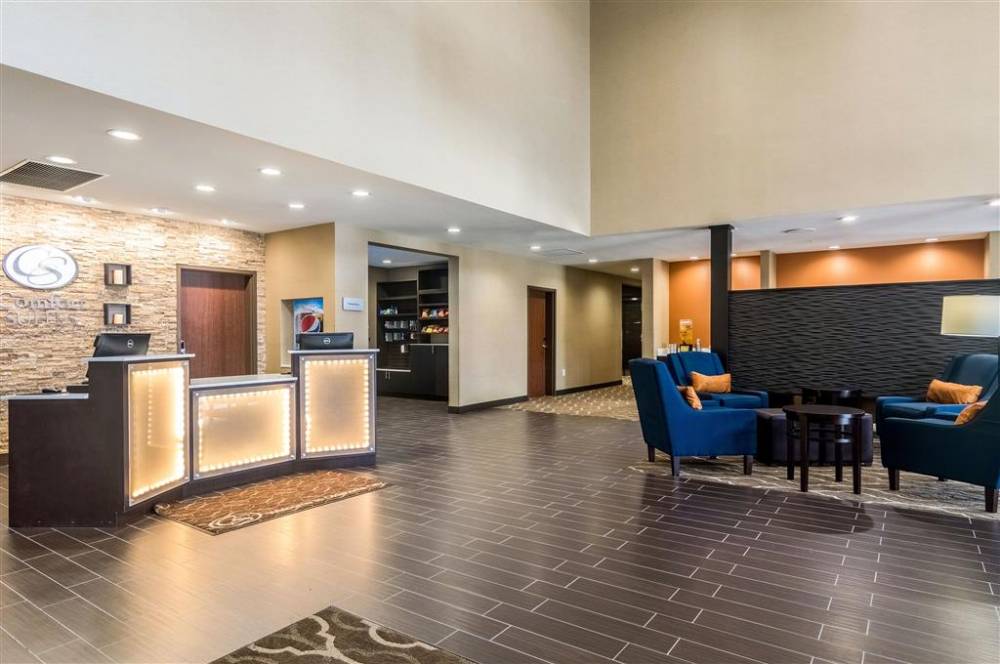 Comfort Suites Airport On Meridian 4