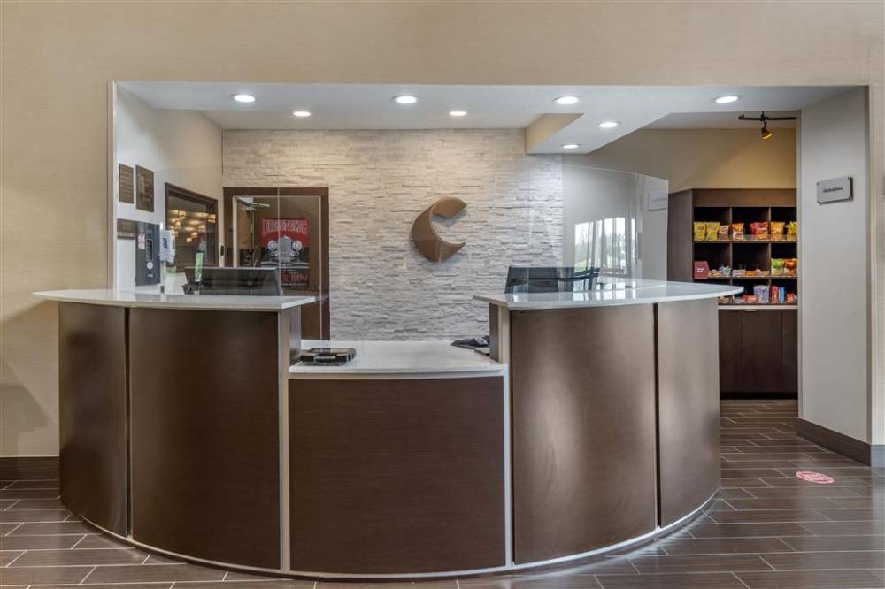 Comfort Suites Auburn Near I-69 6