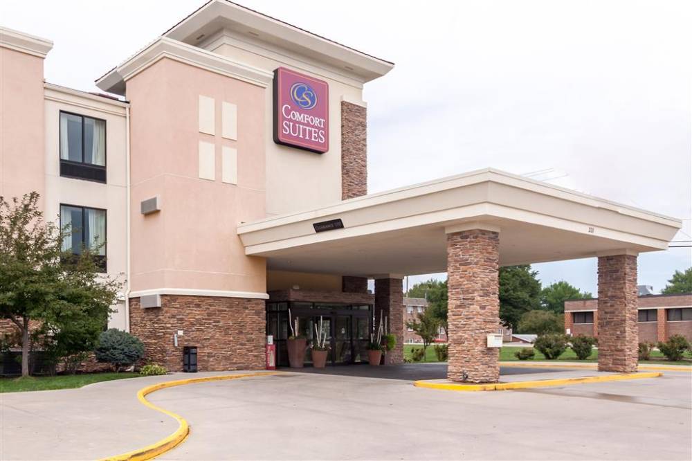 Comfort Suites East 2
