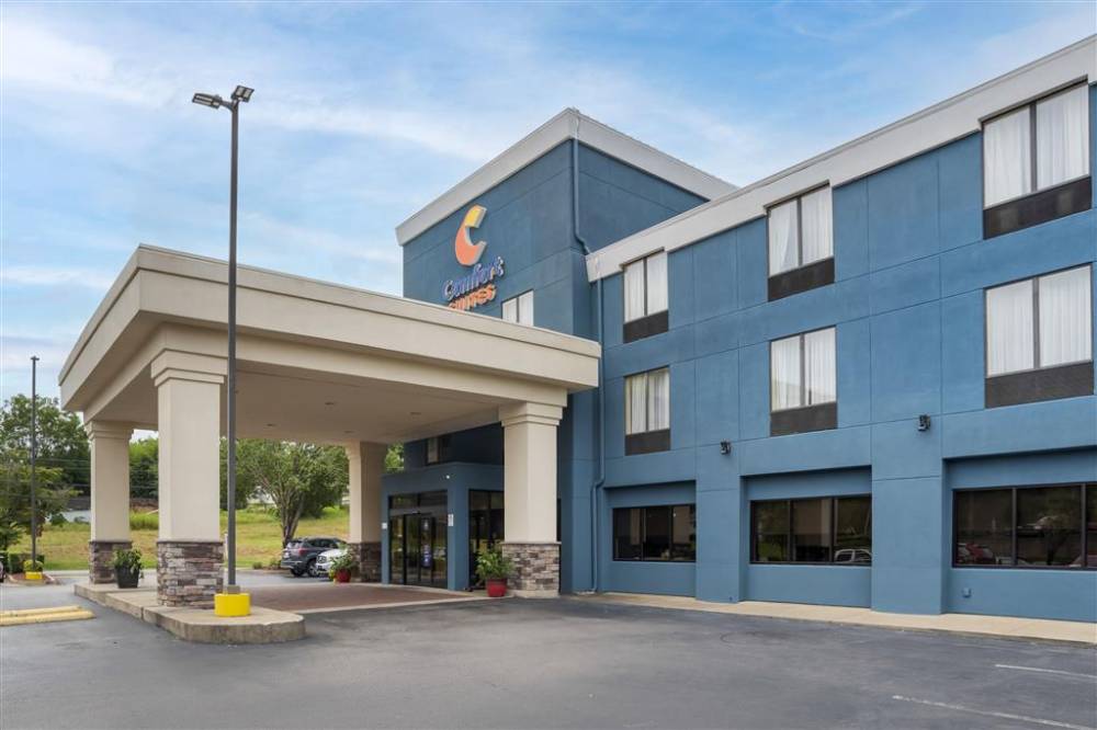 Comfort Suites Fultondale I-65 Near I-22 2