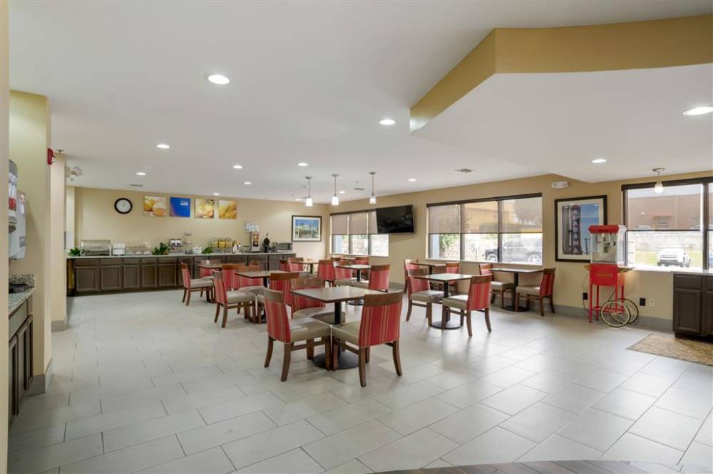 Comfort Suites Fultondale I-65 Near I-22 9