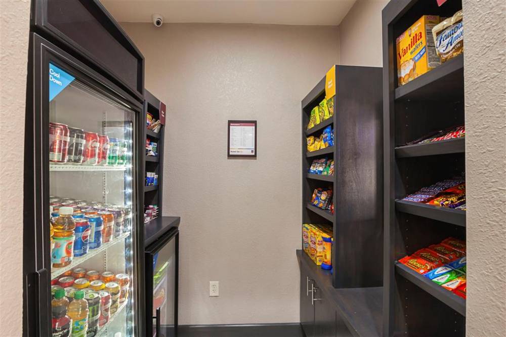 Comfort Suites Lewisville 2