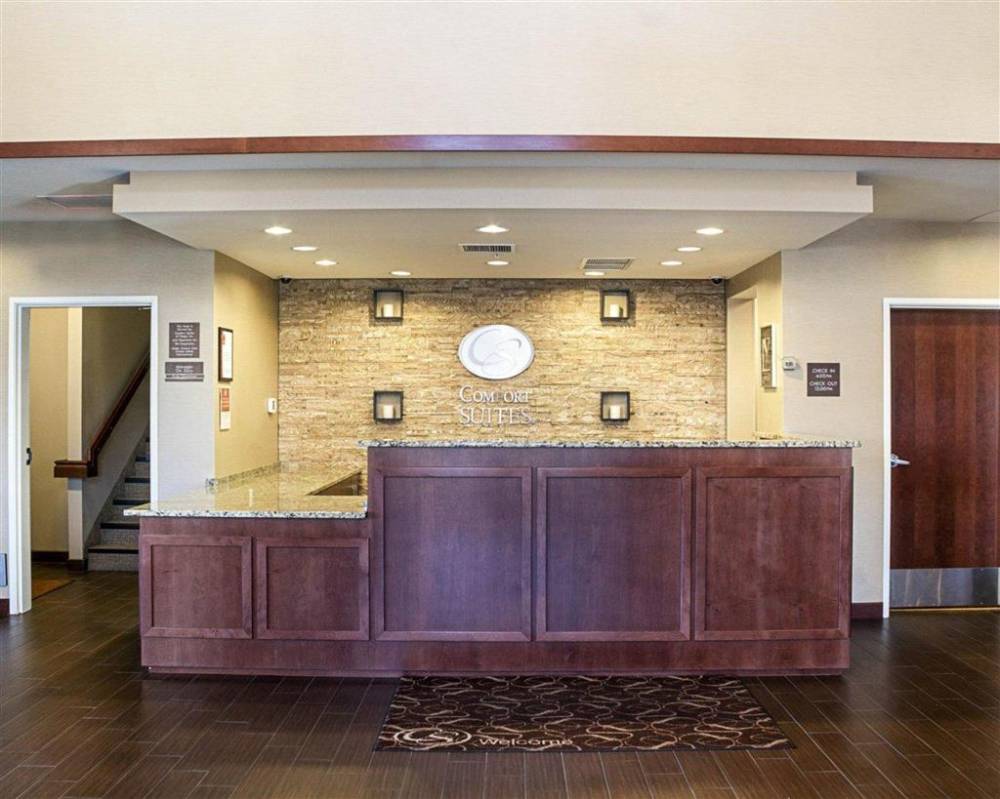 Comfort Suites Medical Center 8