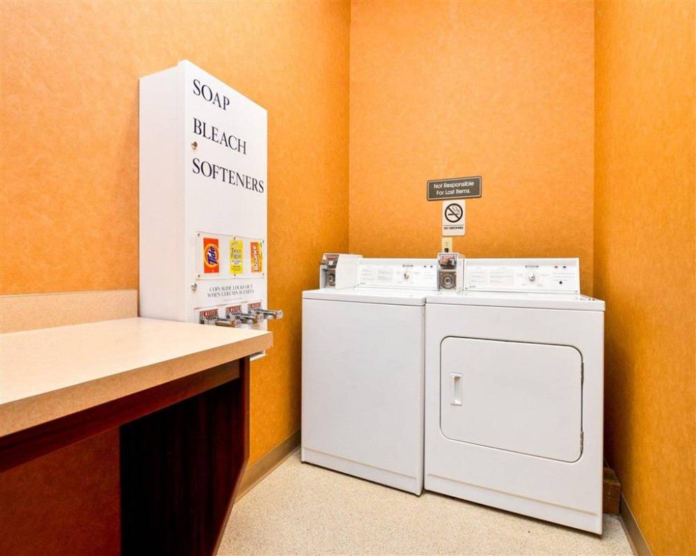 Comfort Suites Redmond Airport 9