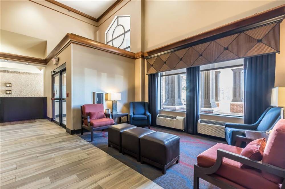 Comfort Suites St Charles-st Louis 3