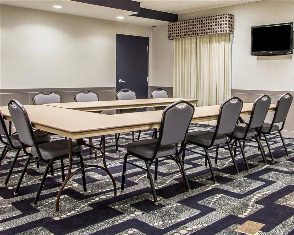 Comfort Suites Troy-i75 3