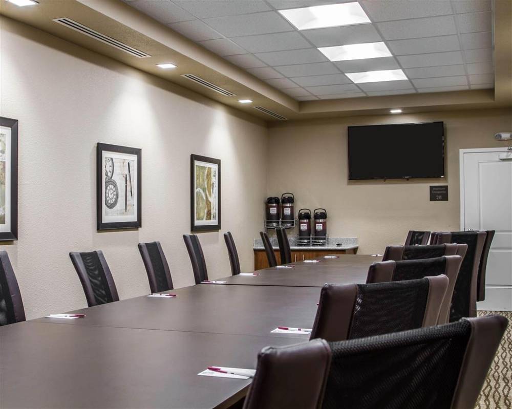 Comfort Suites Woodland - Sacramento Airport 7