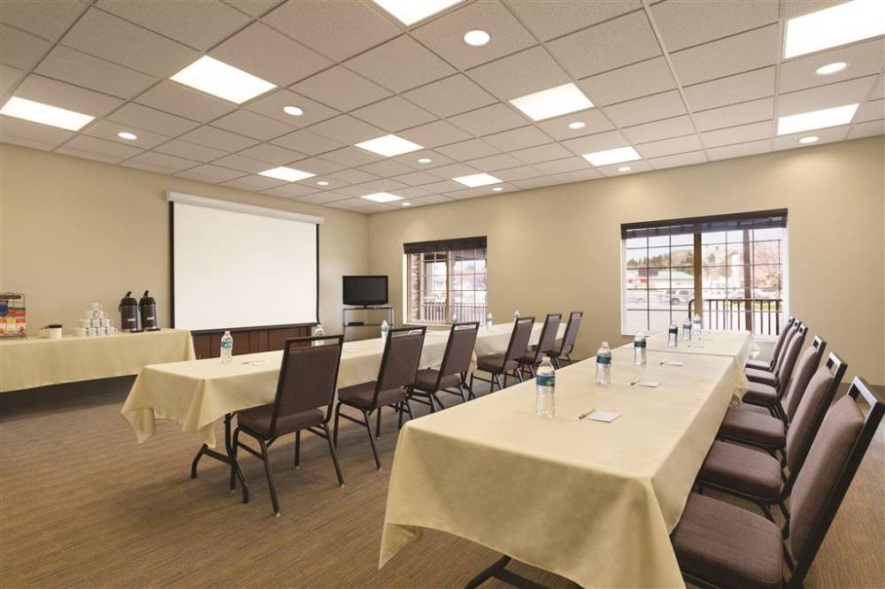 Country Inn Suites Billings 2