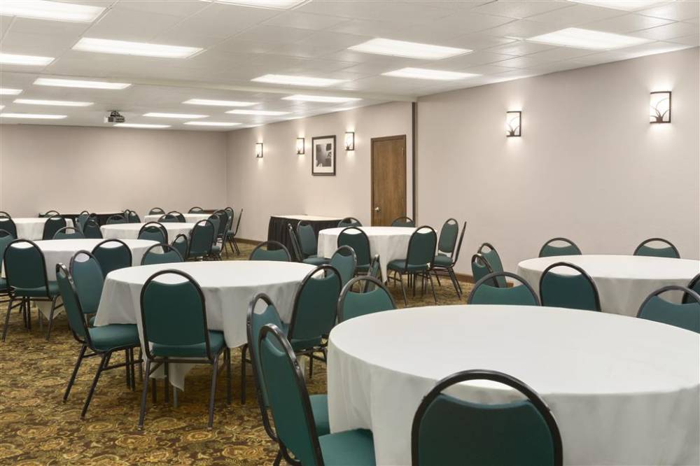 Country Inn & Suites By Radisson, Woodbury, Mn 2