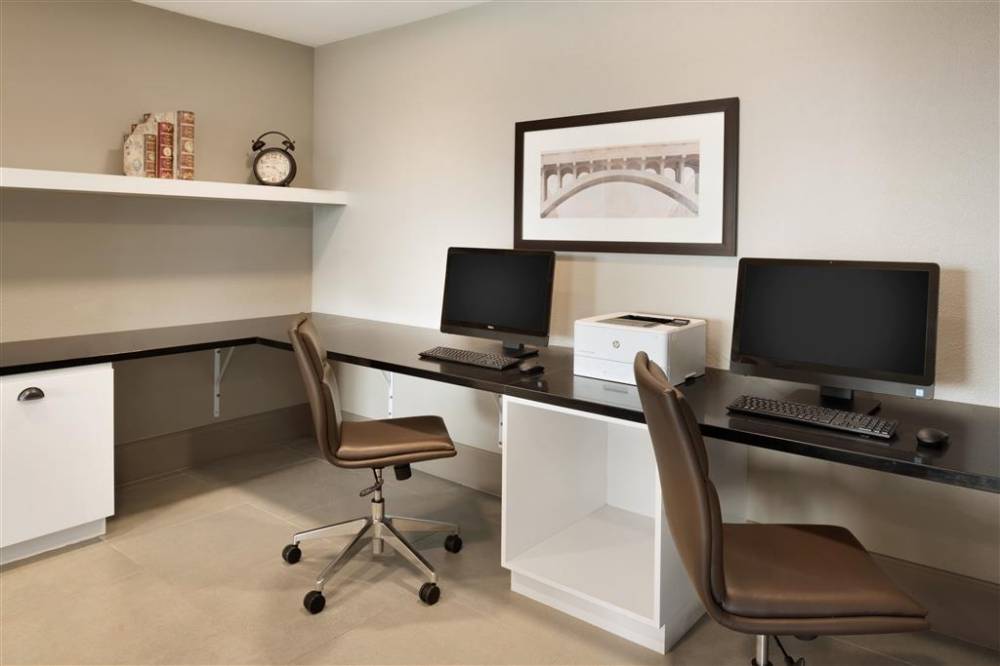 Country Inn Suites Indianola Ia 4