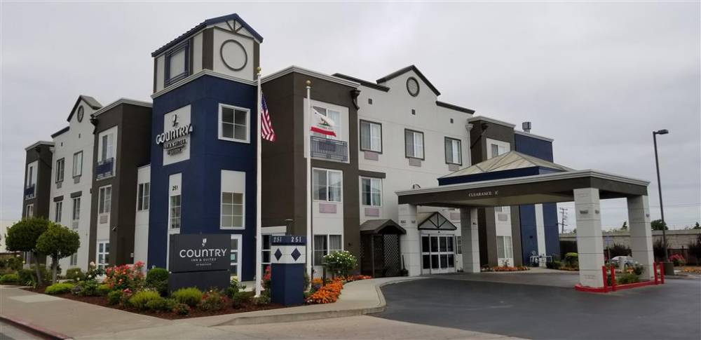 Country Inn Suites San Carlos