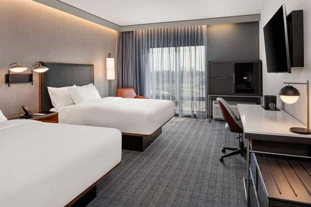 Courtyard By Marriott Bettendorf 10