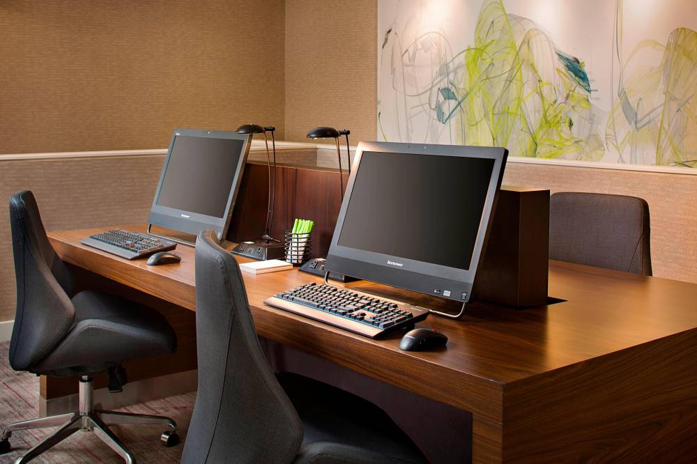 Courtyard By Marriott Birmingham Homewood 4