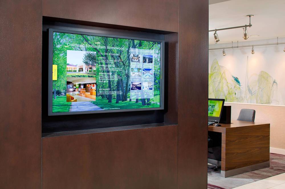 Courtyard By Marriott Birmingham Homewood 7
