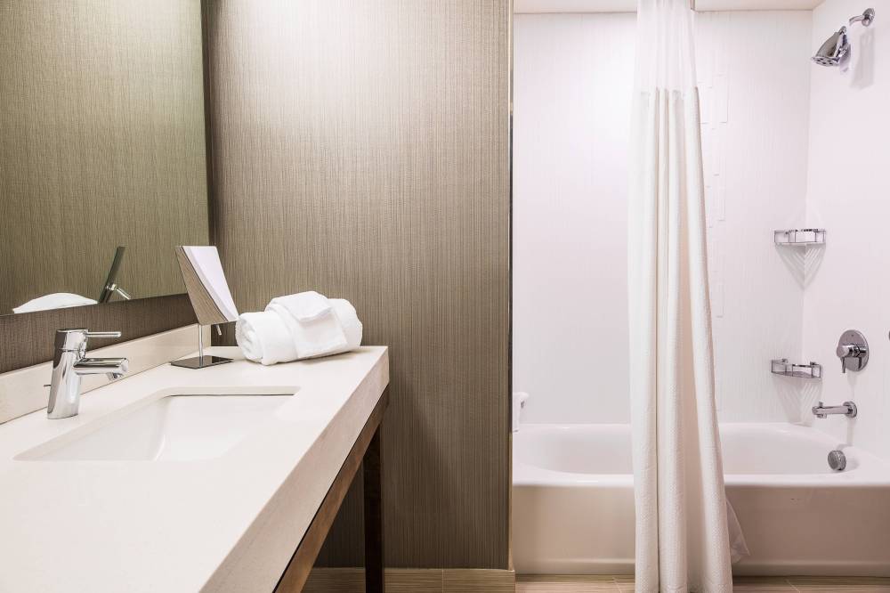 Courtyard By Marriott Columbia Cayce 2