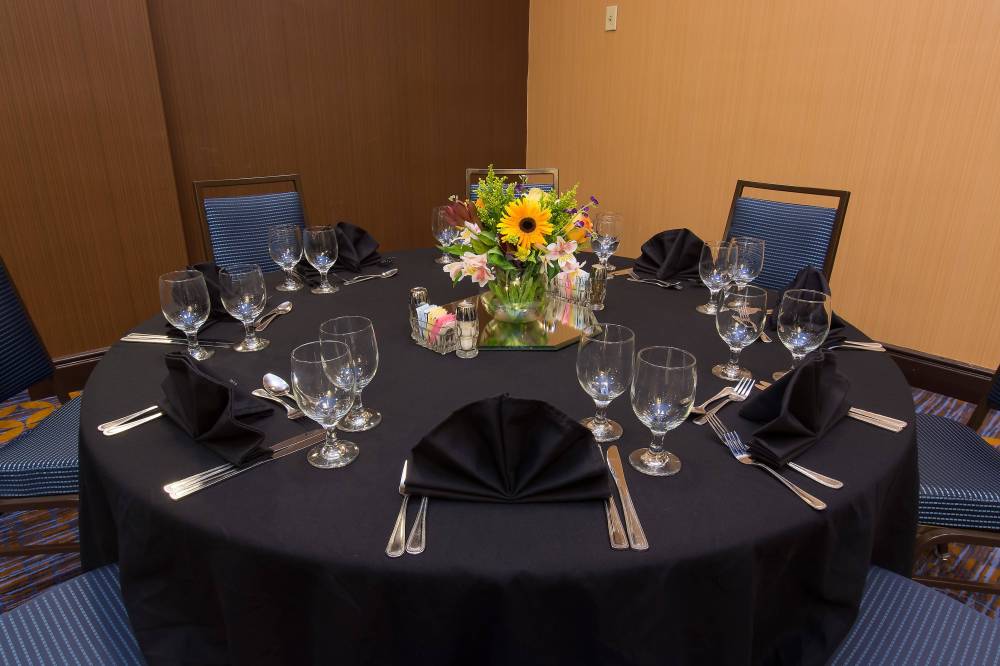 Courtyard By Marriott Columbia Downtown At Usc 10