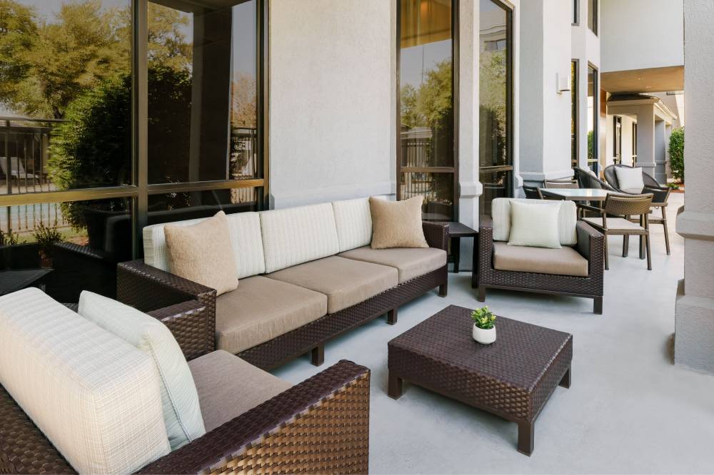 Courtyard By Marriott Dallas Lewisville 6