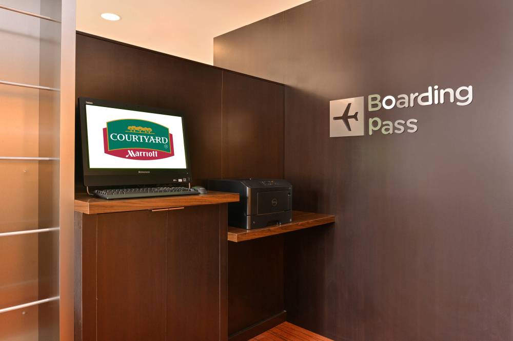 Courtyard By Marriott Dallas Northwest 7