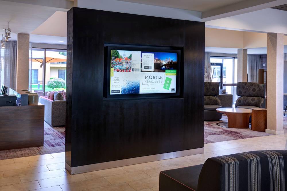 Courtyard By Marriott Des Moines West-clive 4