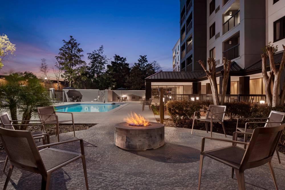 Courtyard By Marriott Jacksonville Butler Boulevard 9