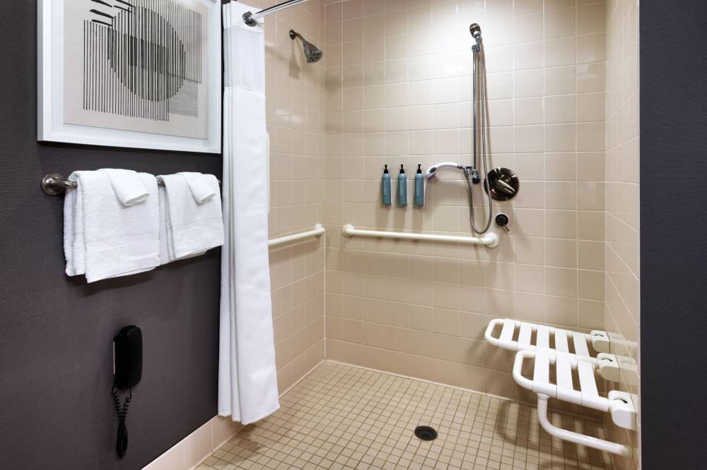 Courtyard By Marriott Lincoln Downtown Haymarket 4