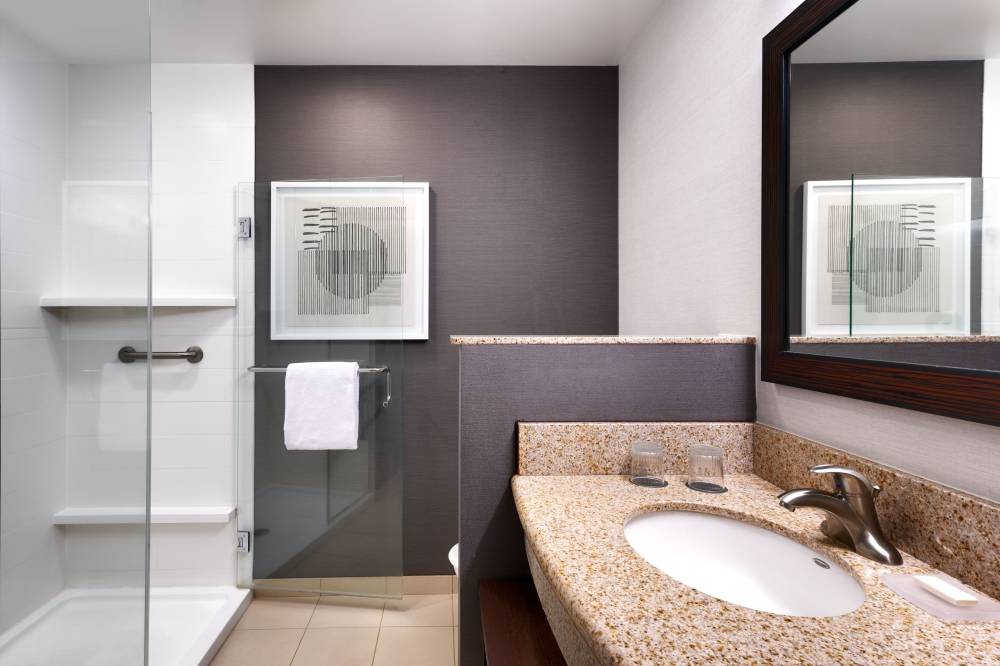 Courtyard By Marriott Lincoln Downtown Haymarket 5