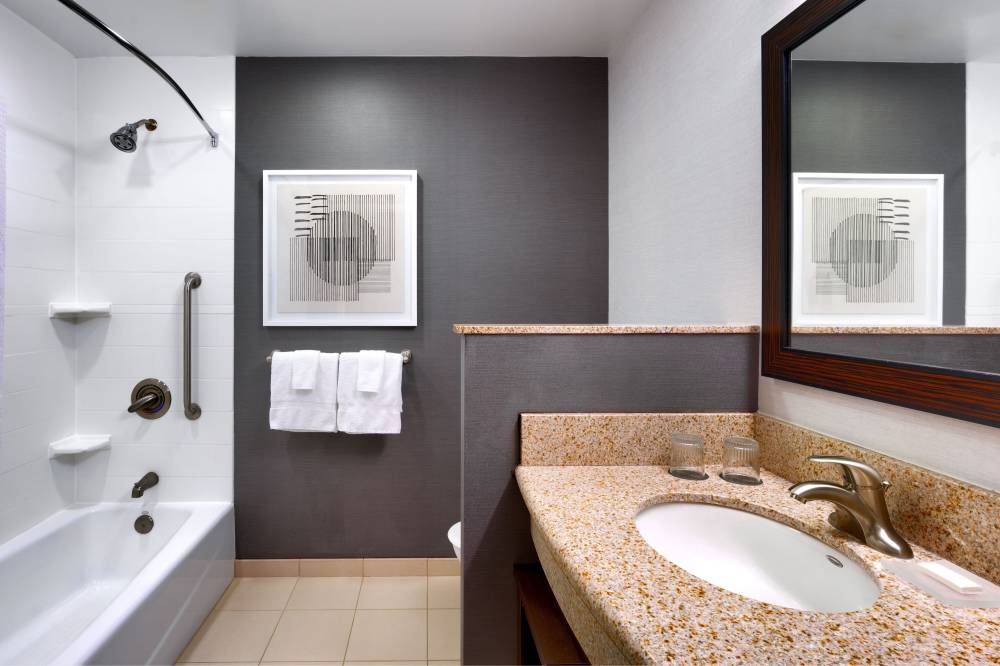 Courtyard By Marriott Lincoln Downtown Haymarket 3