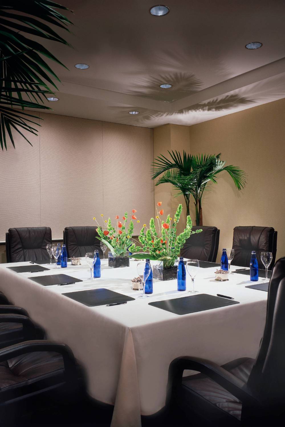 Courtyard By Marriott Los Angeles Sherman Oaks 5