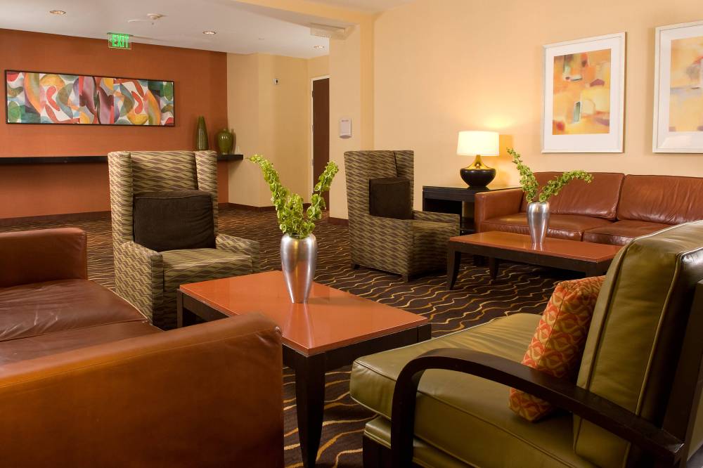 Courtyard By Marriott Los Angeles Sherman Oaks 6