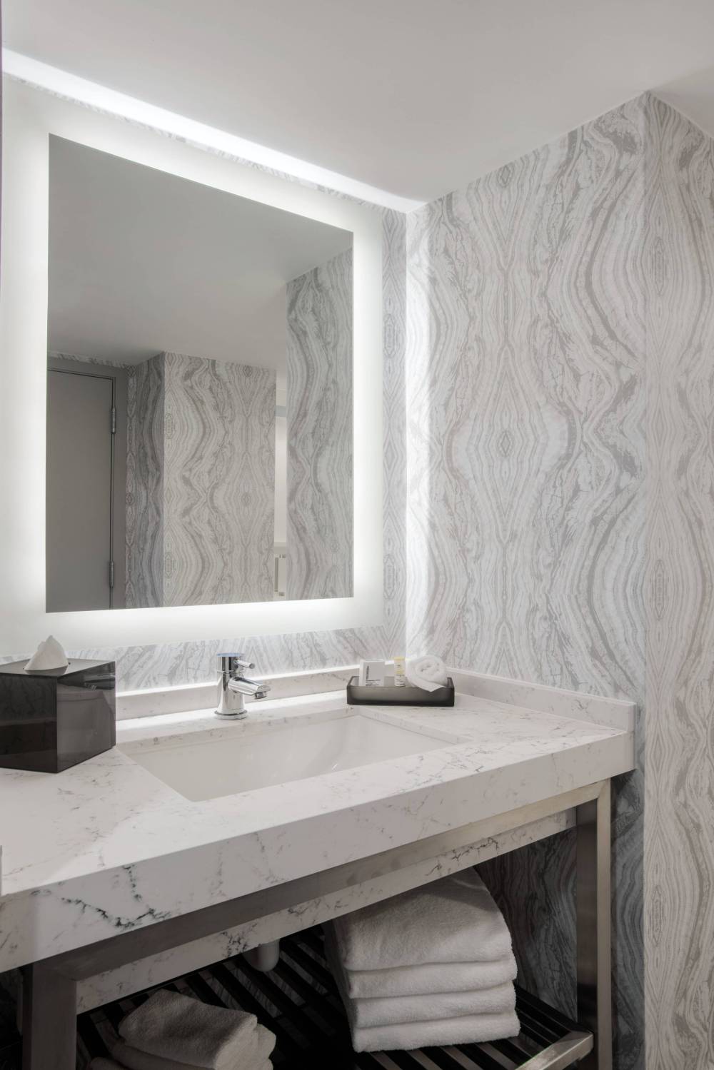 Courtyard By Marriott Miami Aventura Mall 1