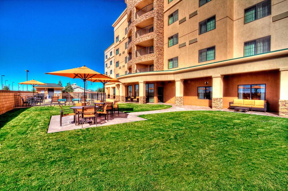 Courtyard By Marriott Midland 2