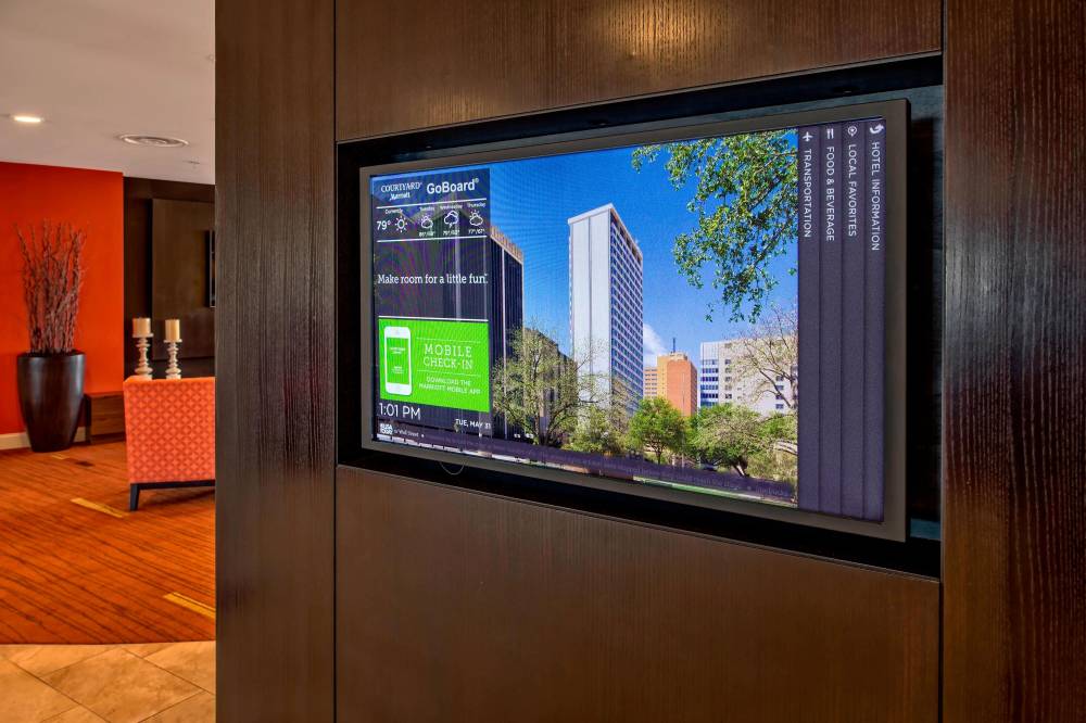 Courtyard By Marriott Midland 3