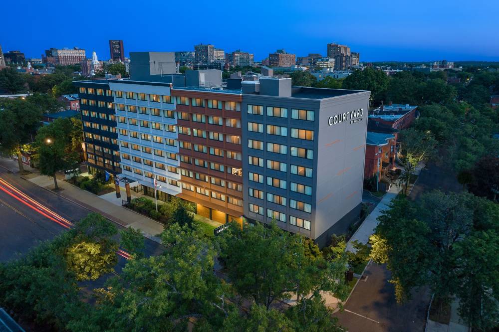 Hotel Exterior in New Haven Near Yale University