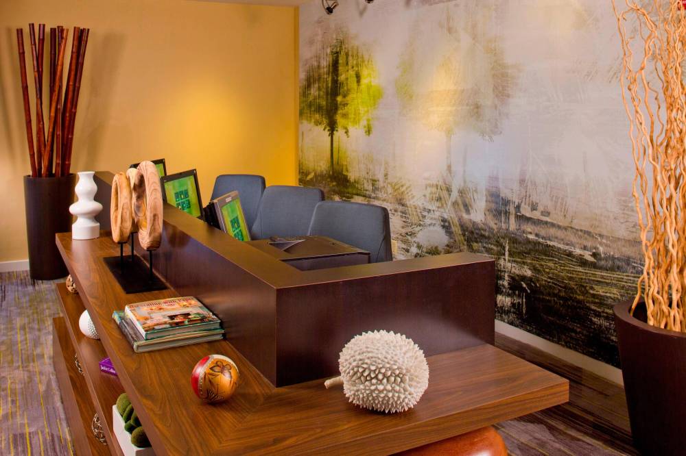 Courtyard By Marriott Orlando International Drive Convention Center 2