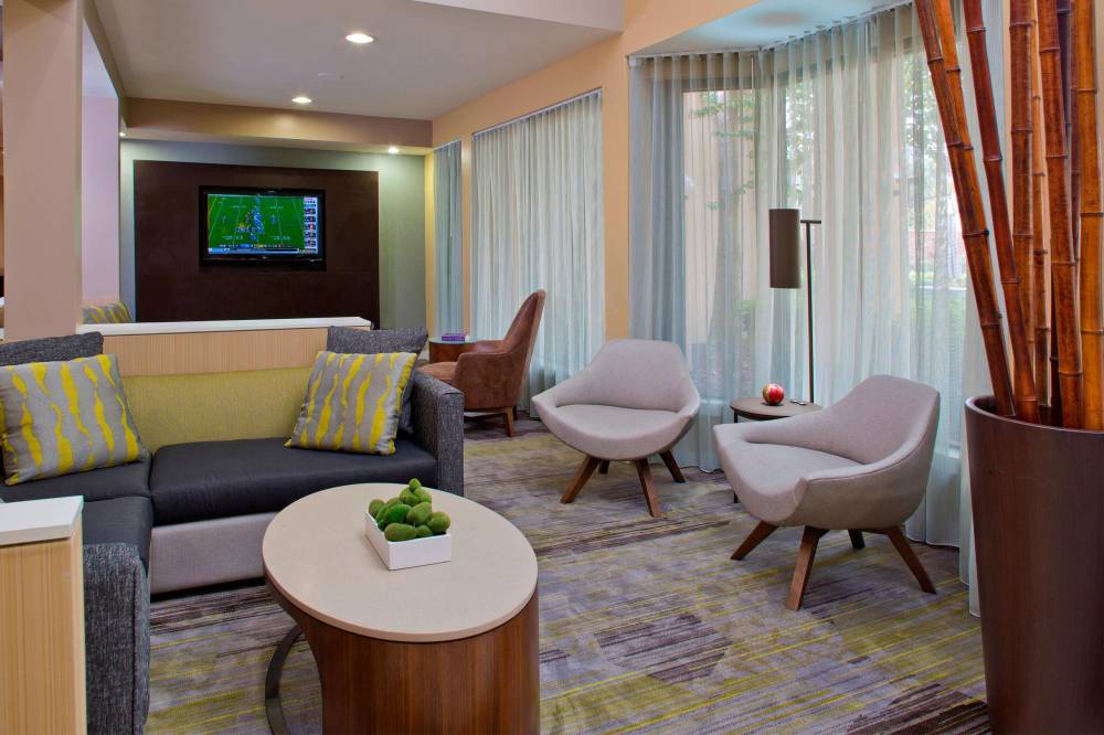 Courtyard By Marriott Orlando International Drive Convention Center 7