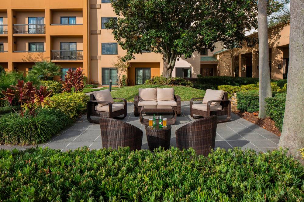 Courtyard By Marriott Orlando International Drive Convention Center 9