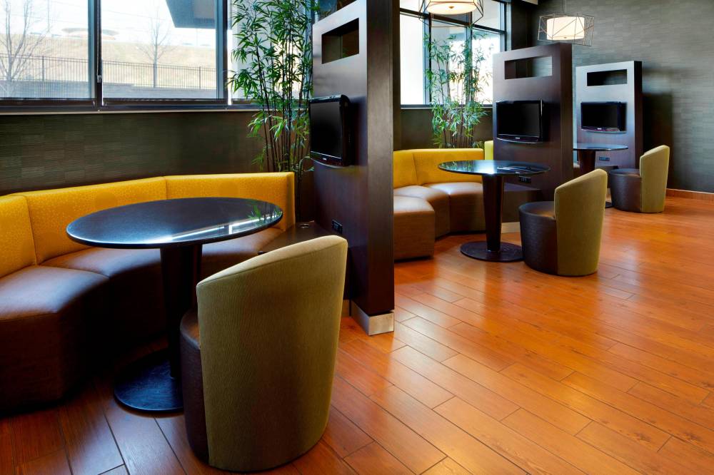 Courtyard By Marriott Pittsburgh Airport Settlers Ridge 9