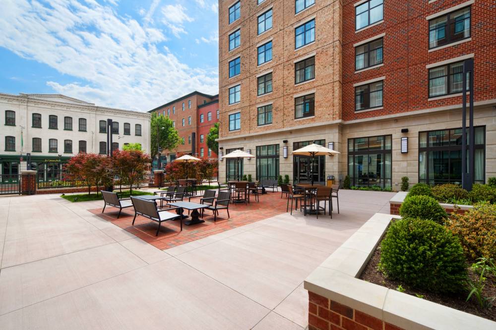 Courtyard By Marriott Richmond Downtown 7