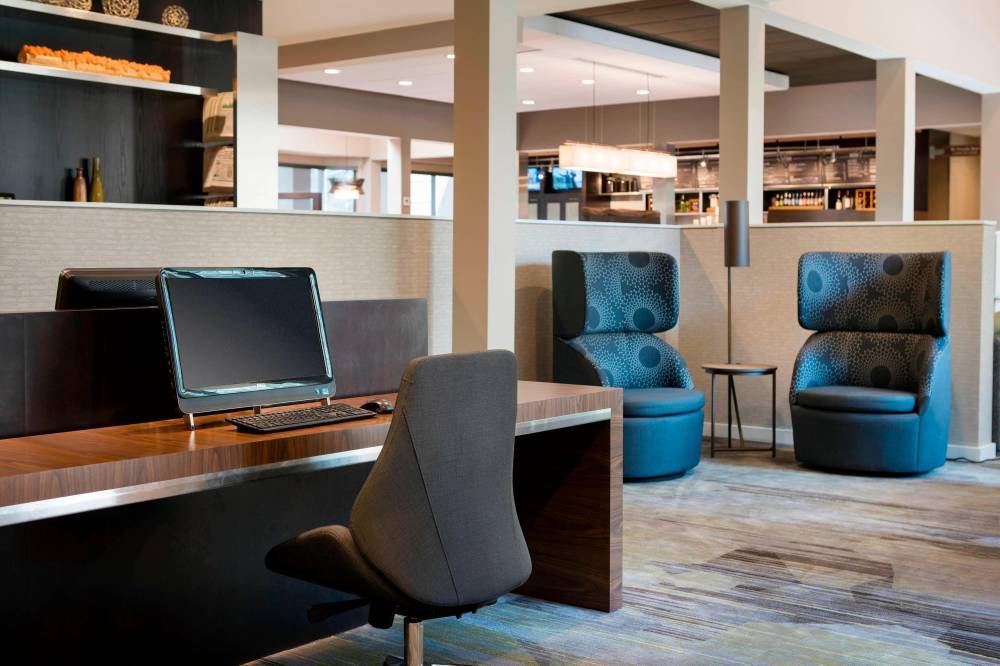 Courtyard By Marriott San Mateo Foster City 3
