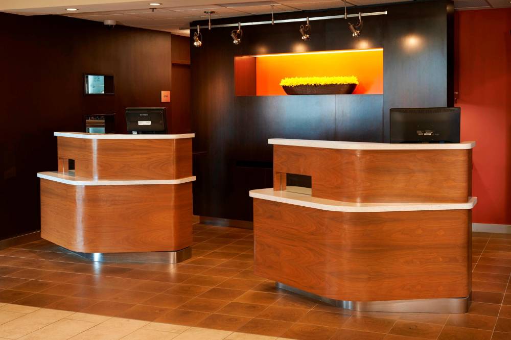 Courtyard By Marriott Toledo Airport Holland 3