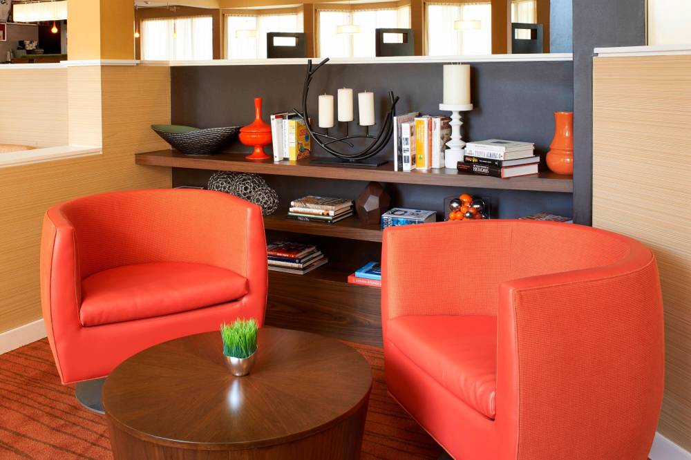 Courtyard By Marriott Toledo Airport Holland 9