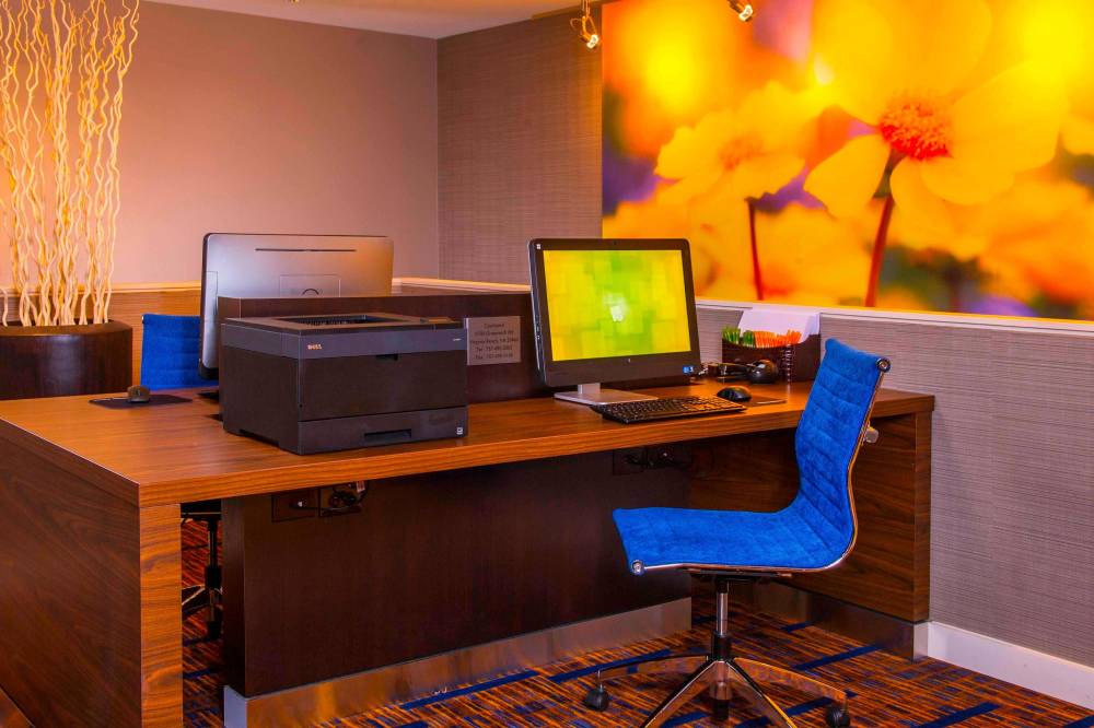 Courtyard By Marriott Virginia Beach Norfolk 3