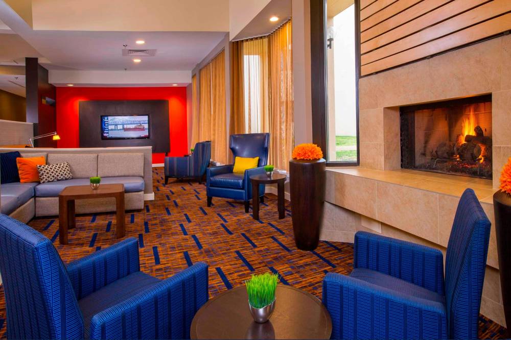 Courtyard By Marriott Virginia Beach Norfolk 10