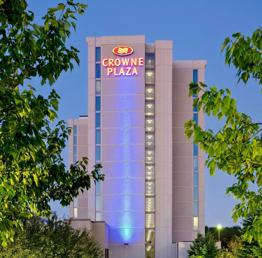 Crowne Plaza Chicago Ohare