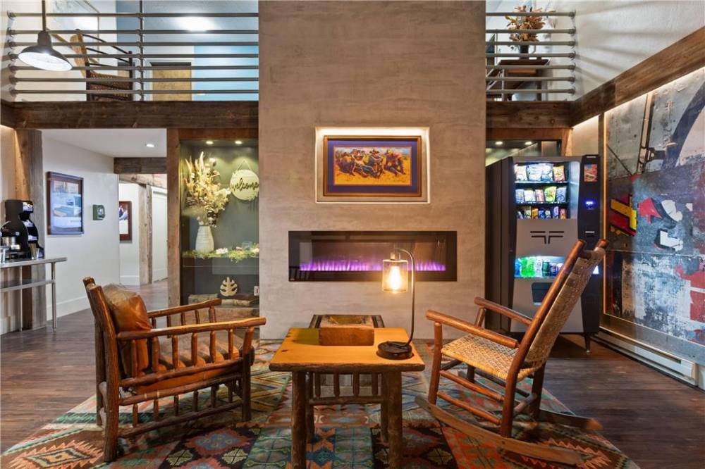 Days Inn And Suites By Wyndham Downtown Missoula-university 3
