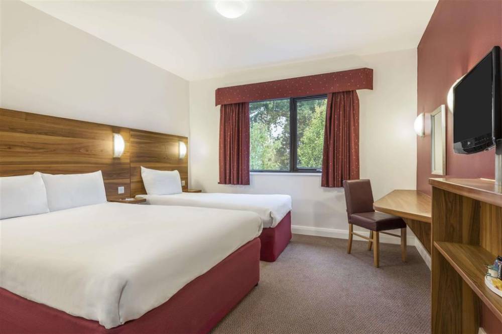 Days Inn By Wyndham Corley Nec M6 8