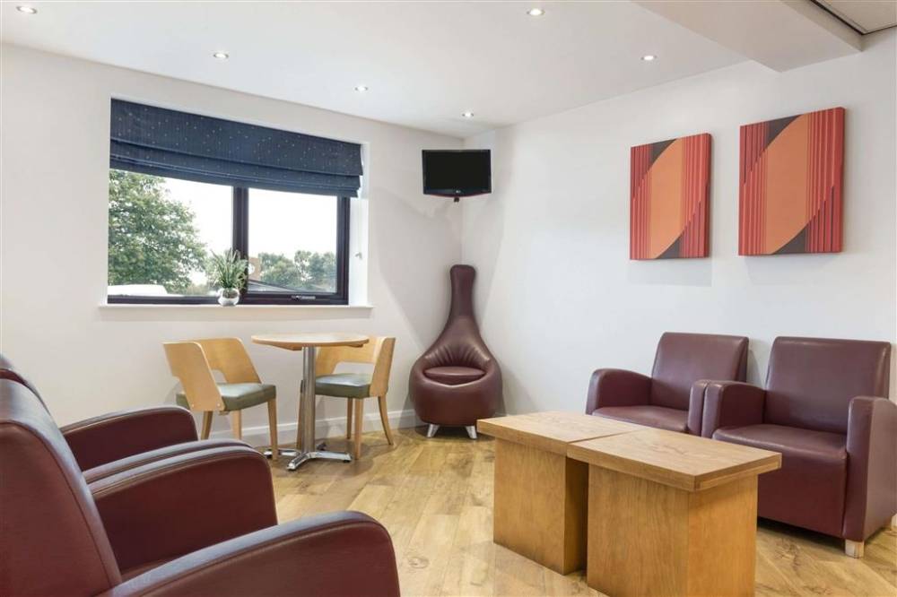 Days Inn By Wyndham Corley Nec M6 5