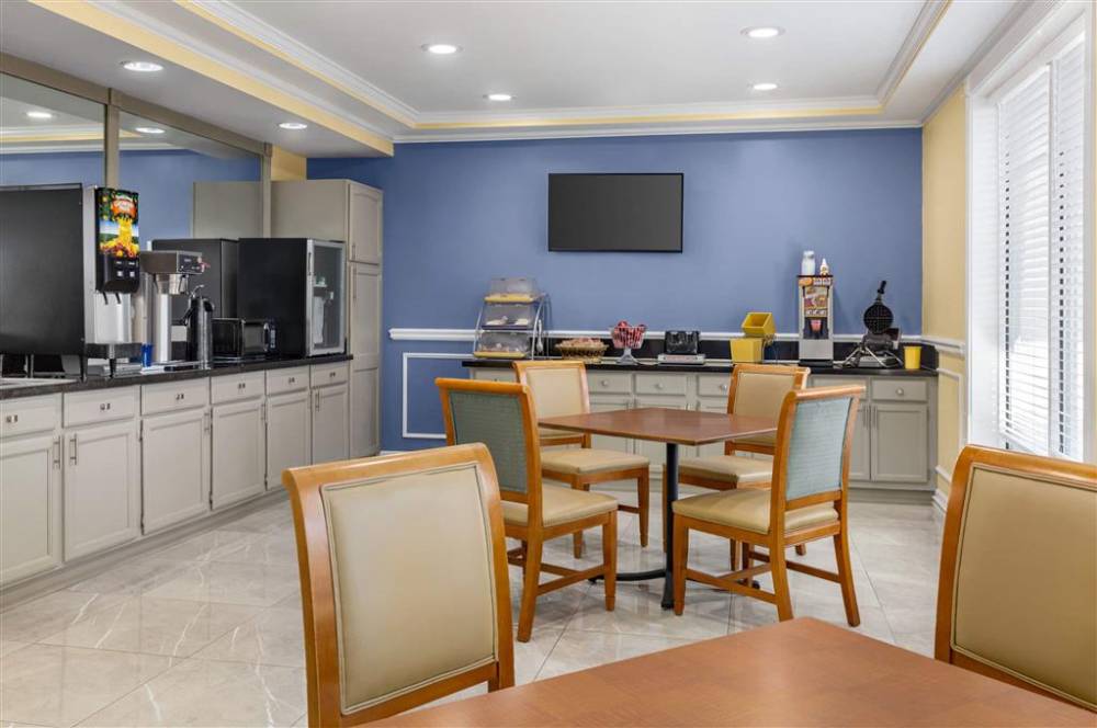 Days Inn By Wyndham Kingsland Ga 5