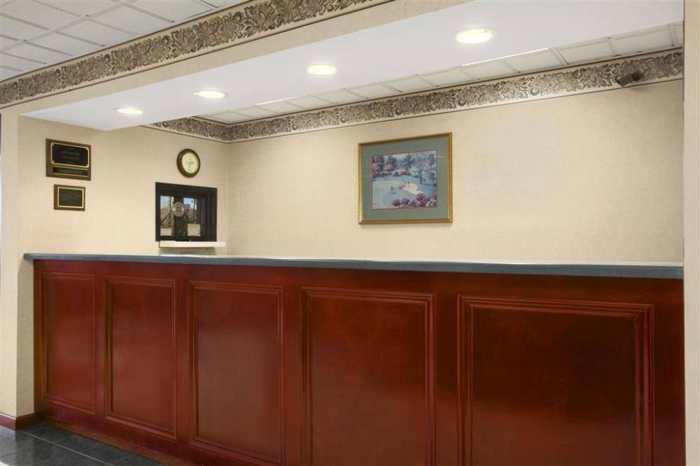 Days Inn By Wyndham Lexington 3